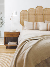 Load image into Gallery viewer, Sicily Throw