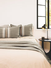 Load image into Gallery viewer, Sicily Throw